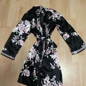 Women’s floral robe L/Xl
